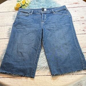 H&M Divided Cut Off Bermuda Denim Shorts sz 16